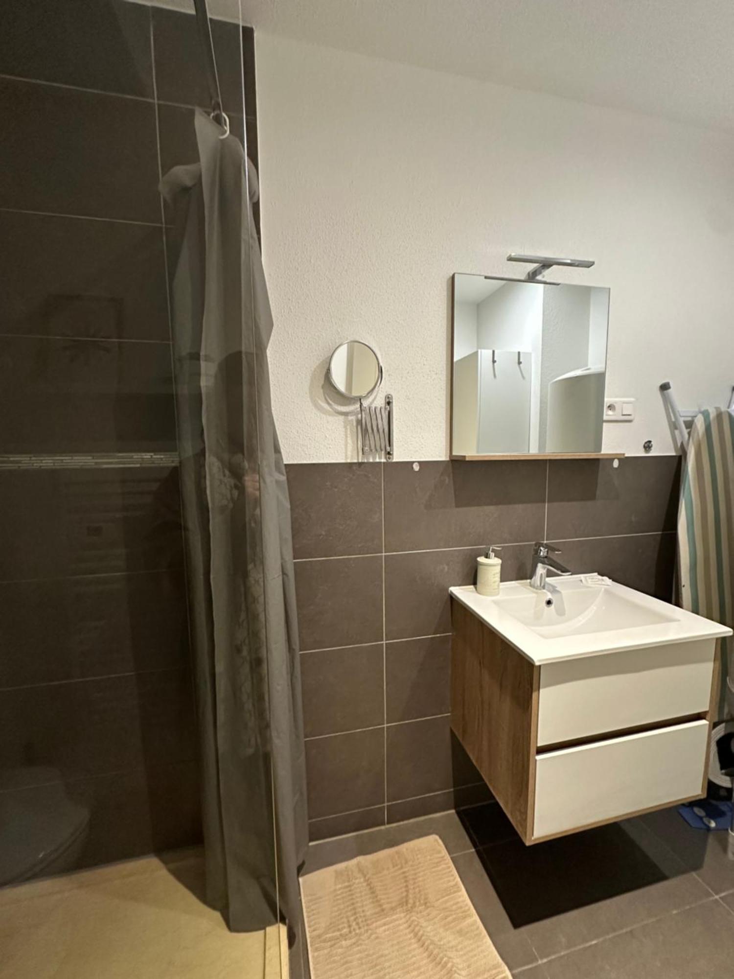 # Le 2 # Tres Beau T3 1Er Etage Tout Confort, Neuf, Mulhouse Centre エクステリア 写真